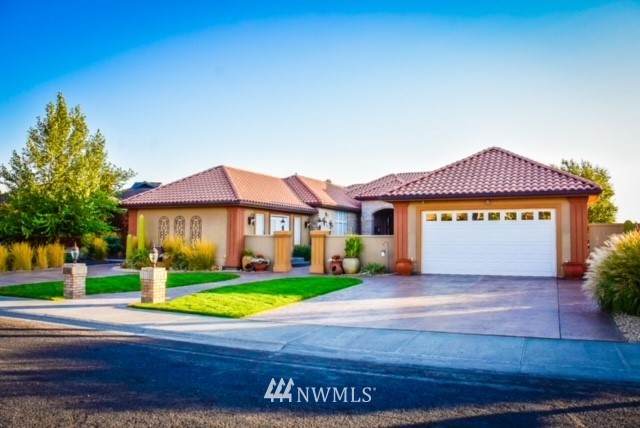 4072 Cove West Drive - Photo 1