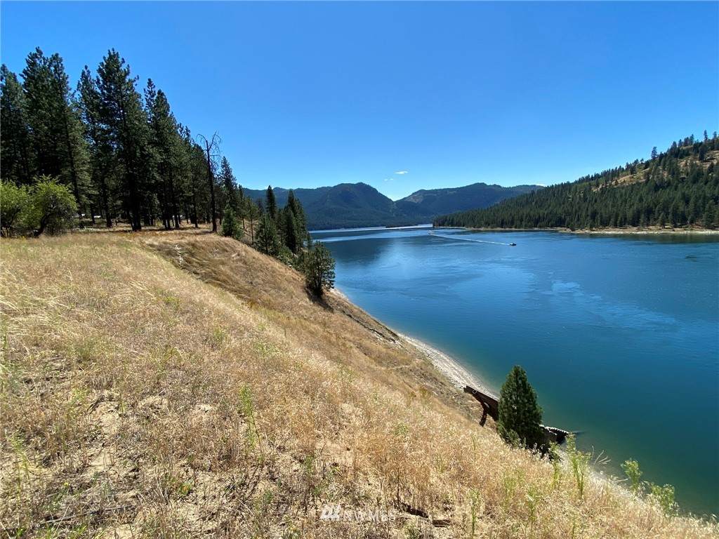 3339 Highway 25 - Photo 1