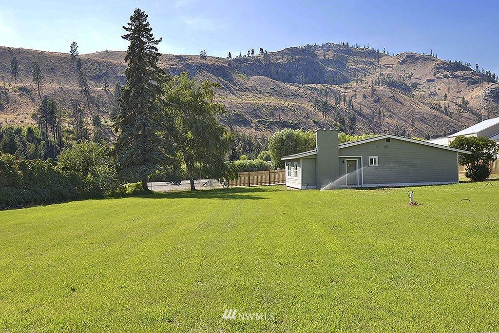 1472 Highway 153 - Photo 1