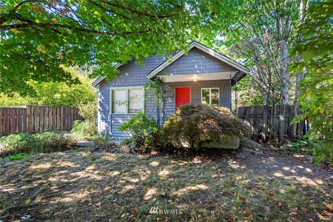 5627 26th Avenue - Photo 1