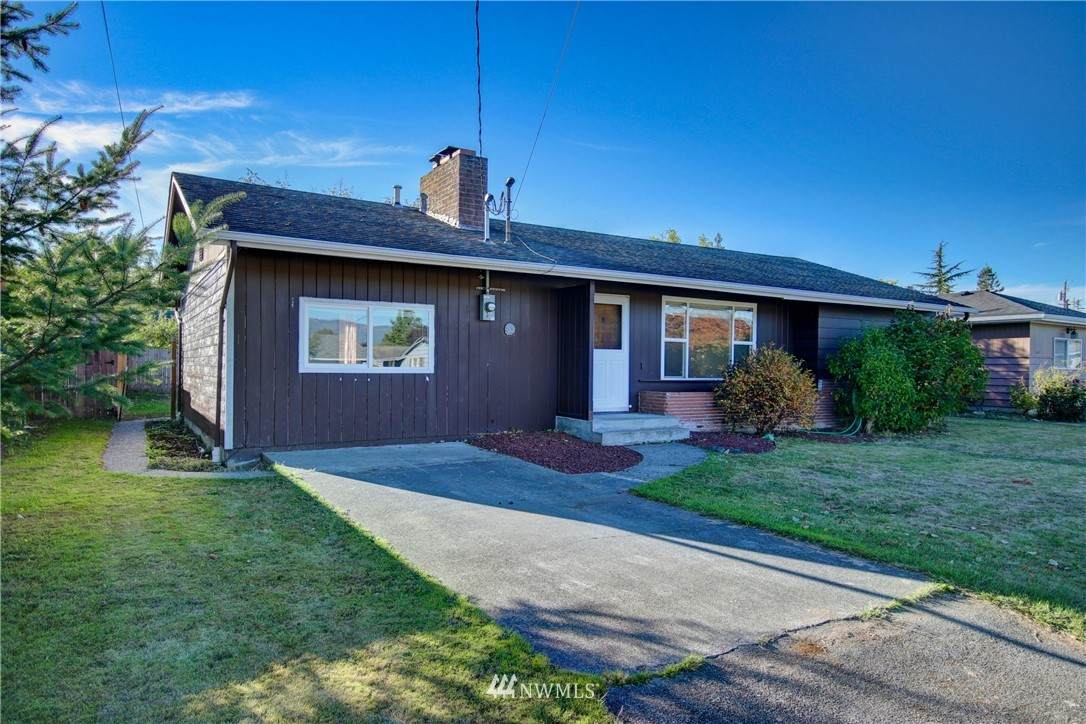 1627 15th Street - Photo 1