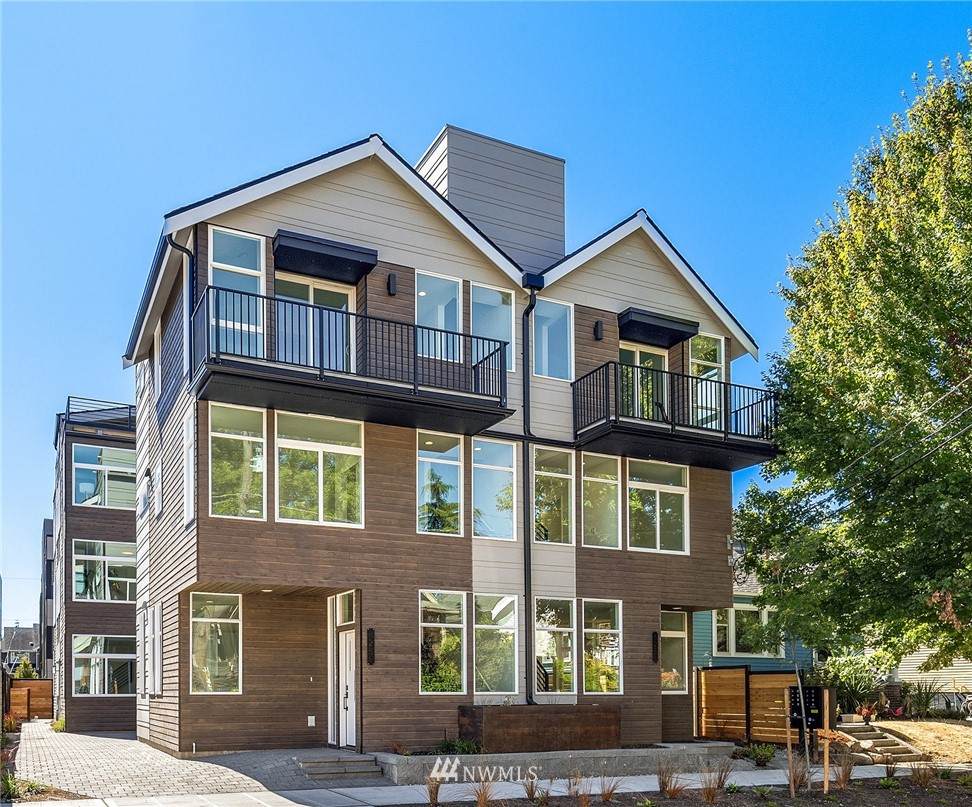 823 54th Street - Photo 1