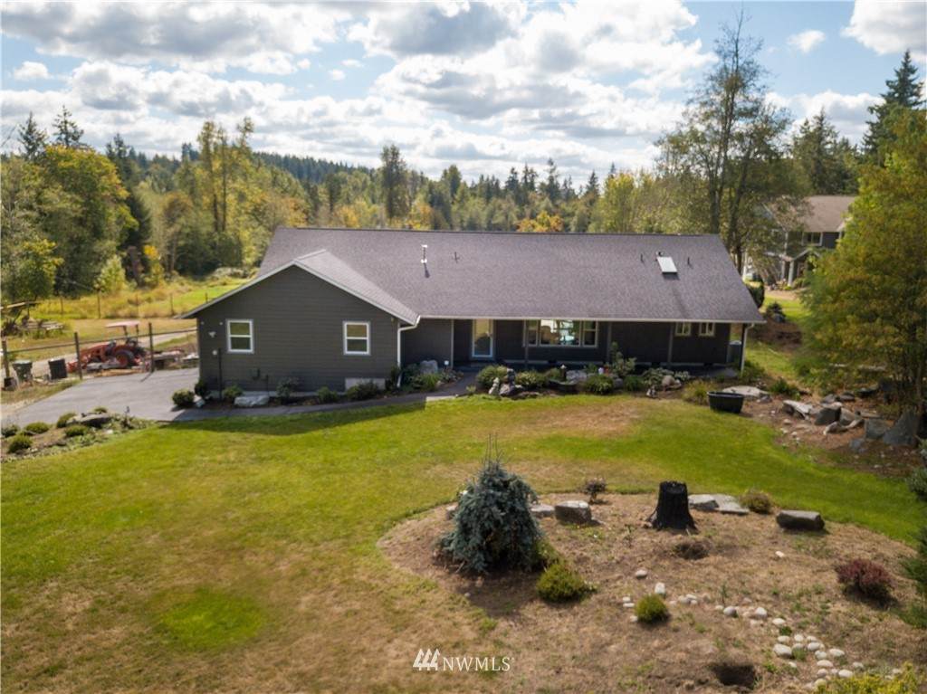1935 114th Lane - Photo 1