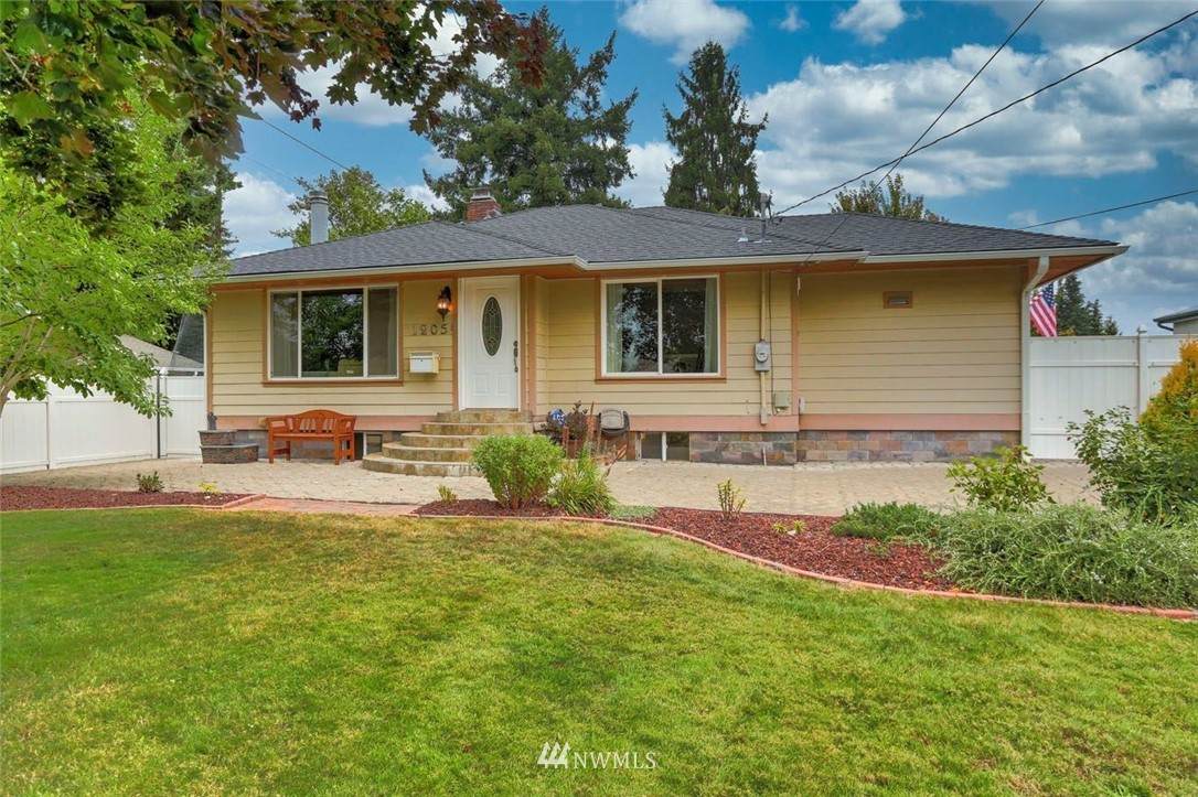1205 23rd Street - Photo 1