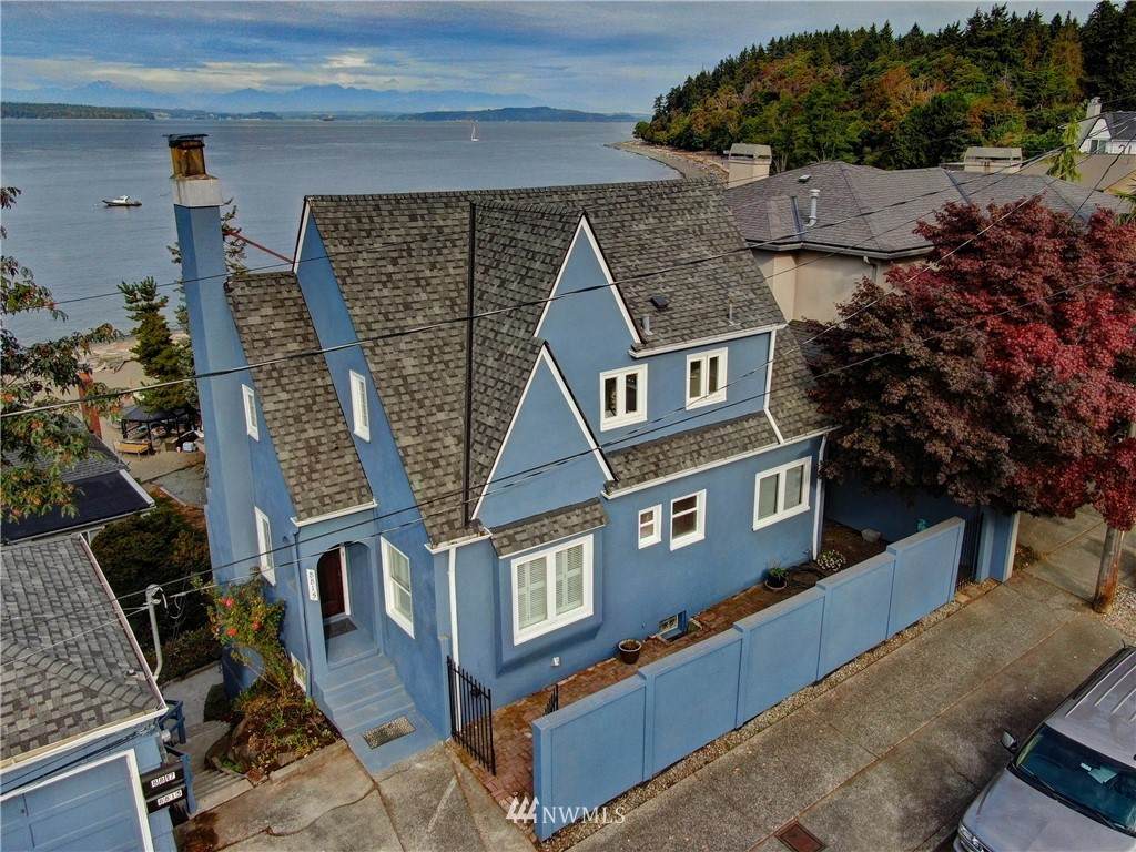 8815 Fauntleroy Way - Photo 1