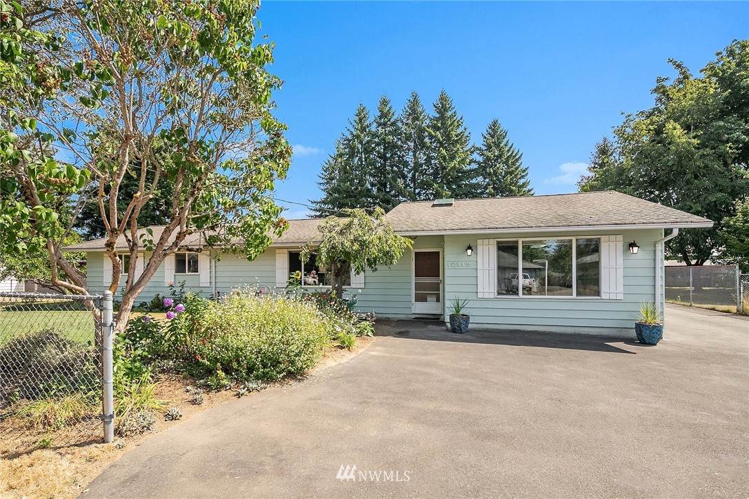12119 54th Drive - Photo 1