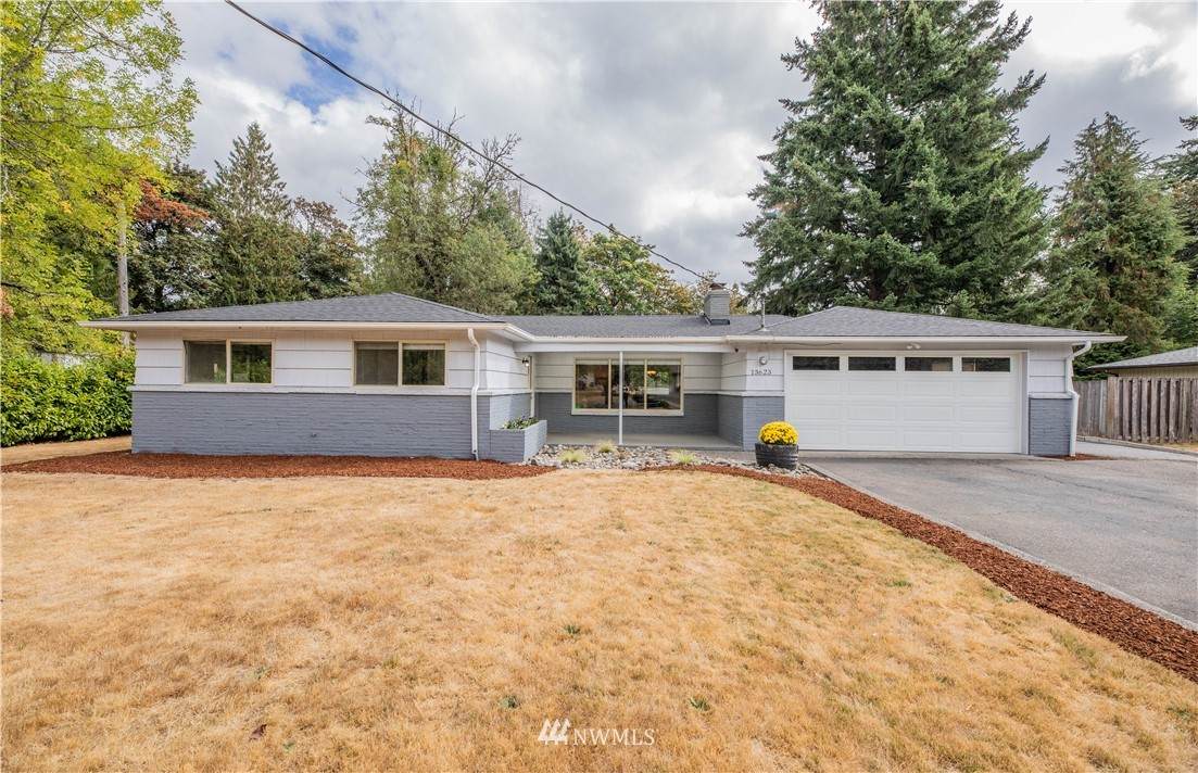 13623 57th Avenue - Photo 1