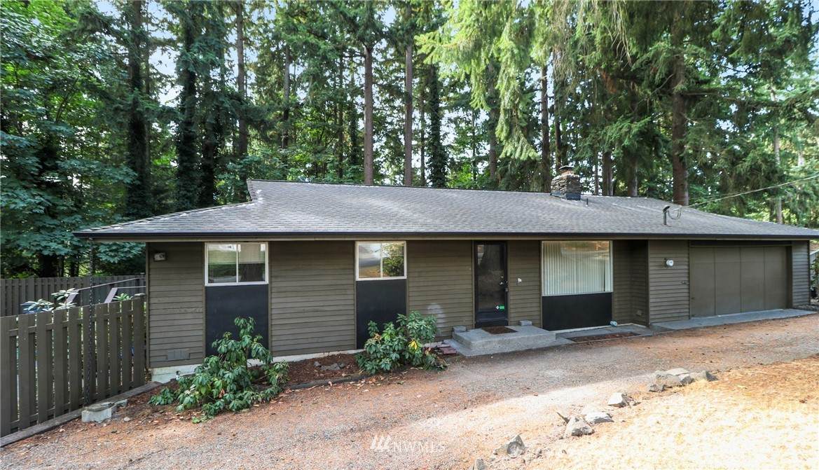 9226 32nd Street - Photo 1