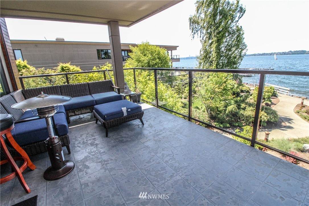 827 Lake Street - Photo 1