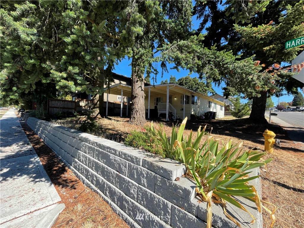 2804 7th Street - Photo 1