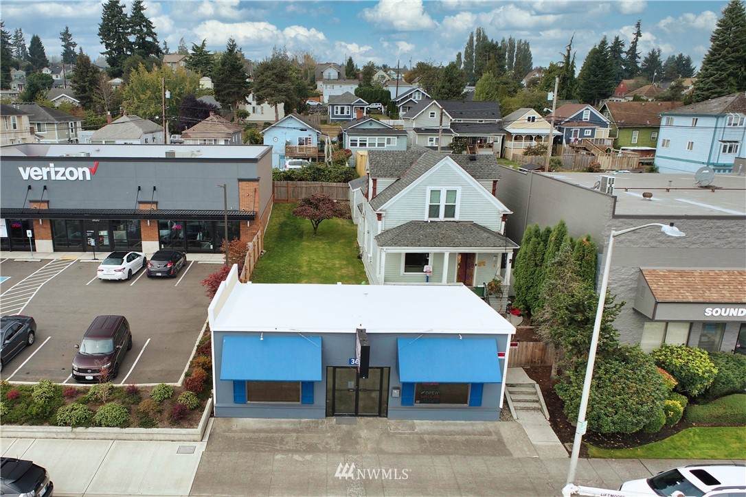 3614 Broadway - Photo 1