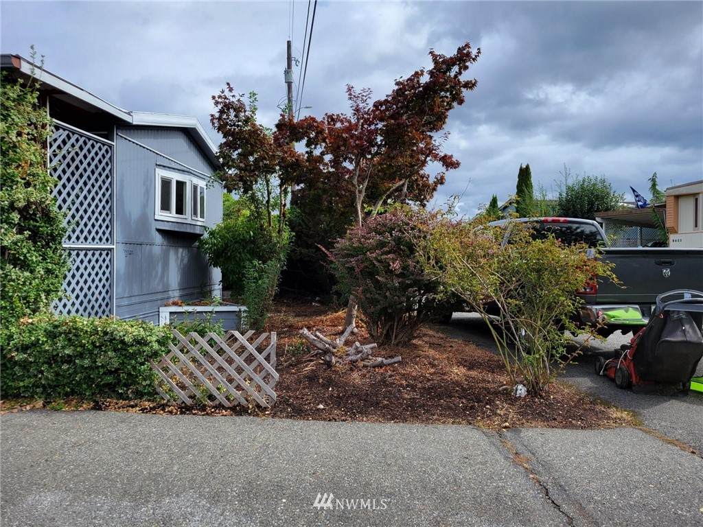5705 88th Street Ct - Photo 1