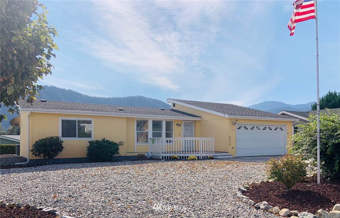 950 Sunrise Drive - Photo 1