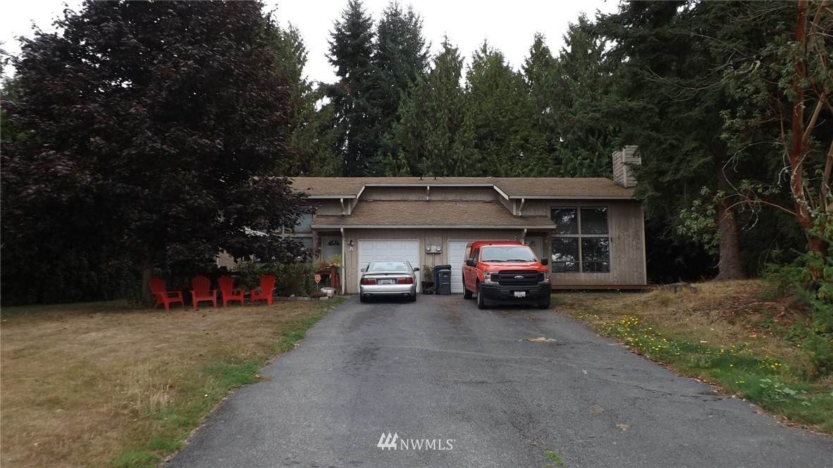 8109 46th Avenue - Photo 1