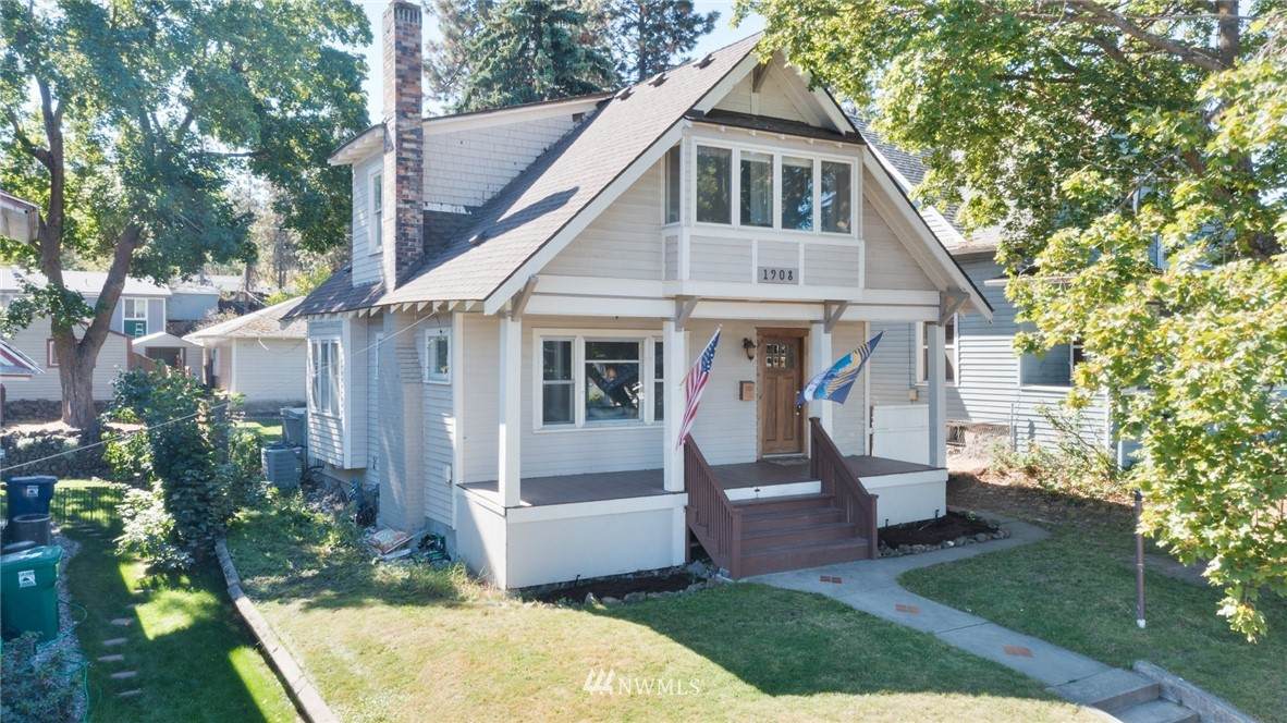 1908 12th Avenue - Photo 1