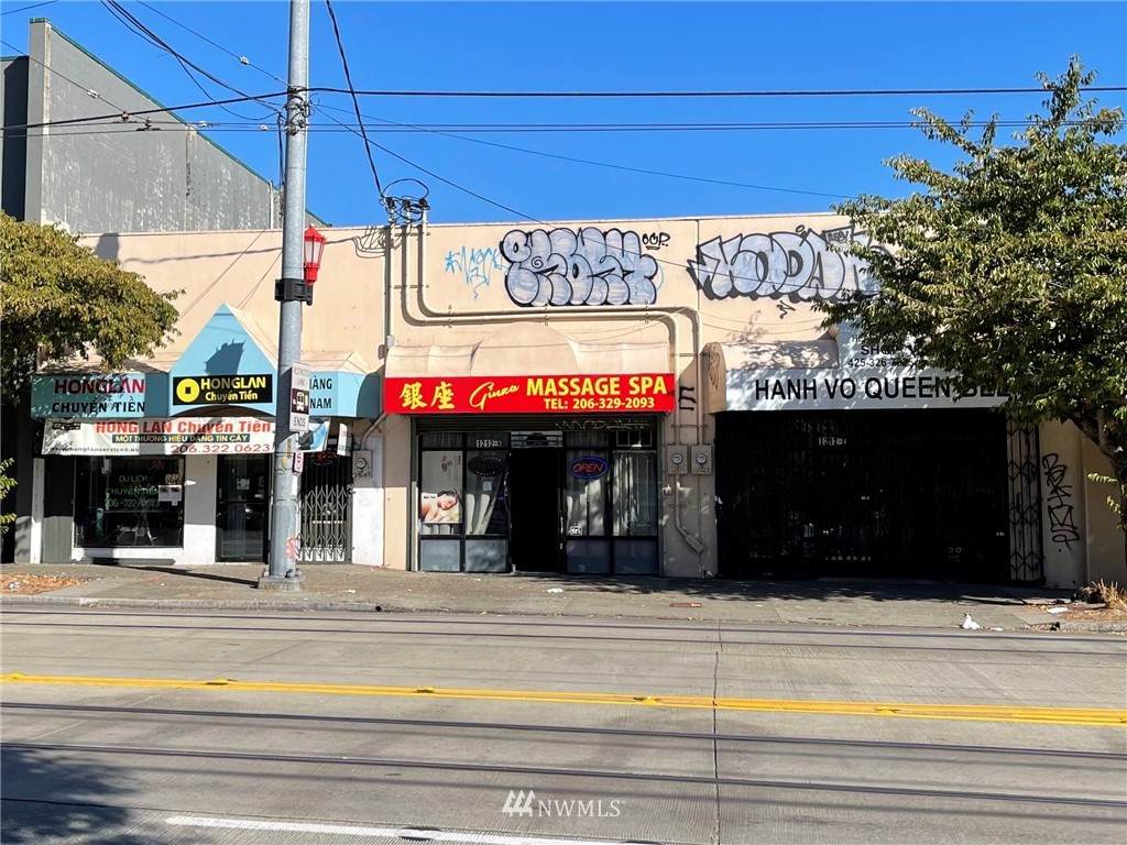 1212 Jackson Street - Photo 1