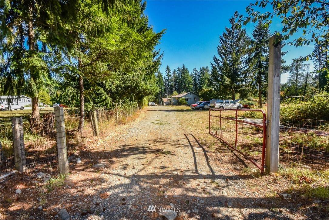 15113 272nd Avenue - Photo 1