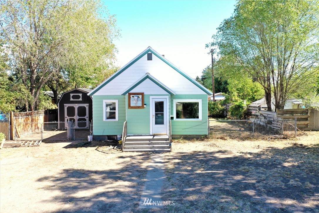 417 Cedar Street - Photo 1