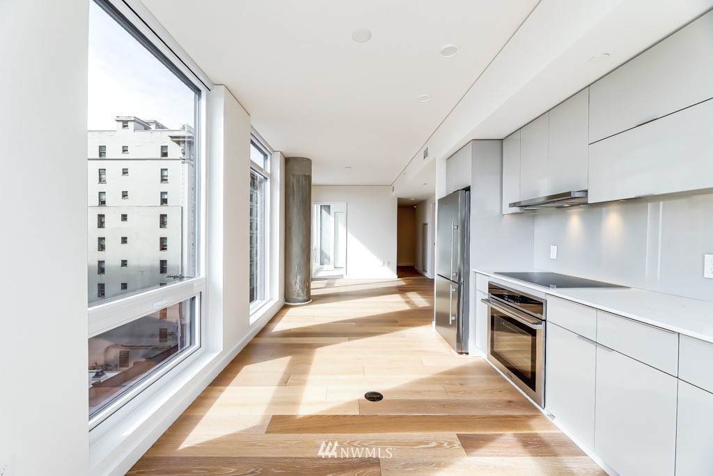 450 Main Street - Photo 1