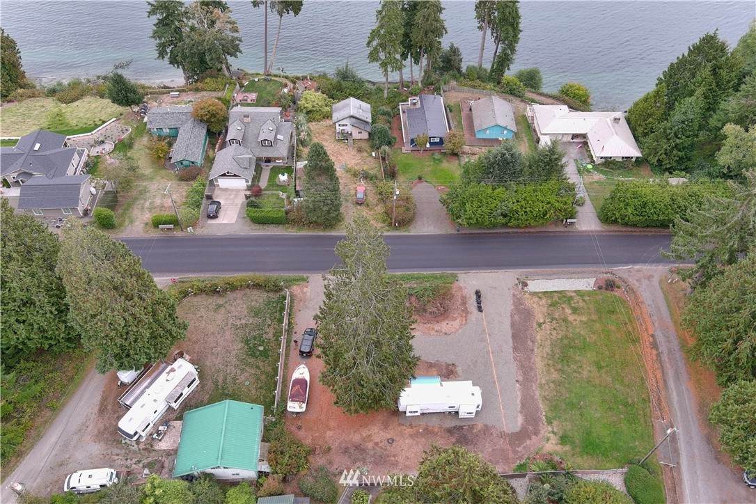 3316 Paradise Bay Road - Photo 1