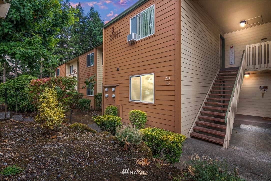 23600 112th Avenue - Photo 1