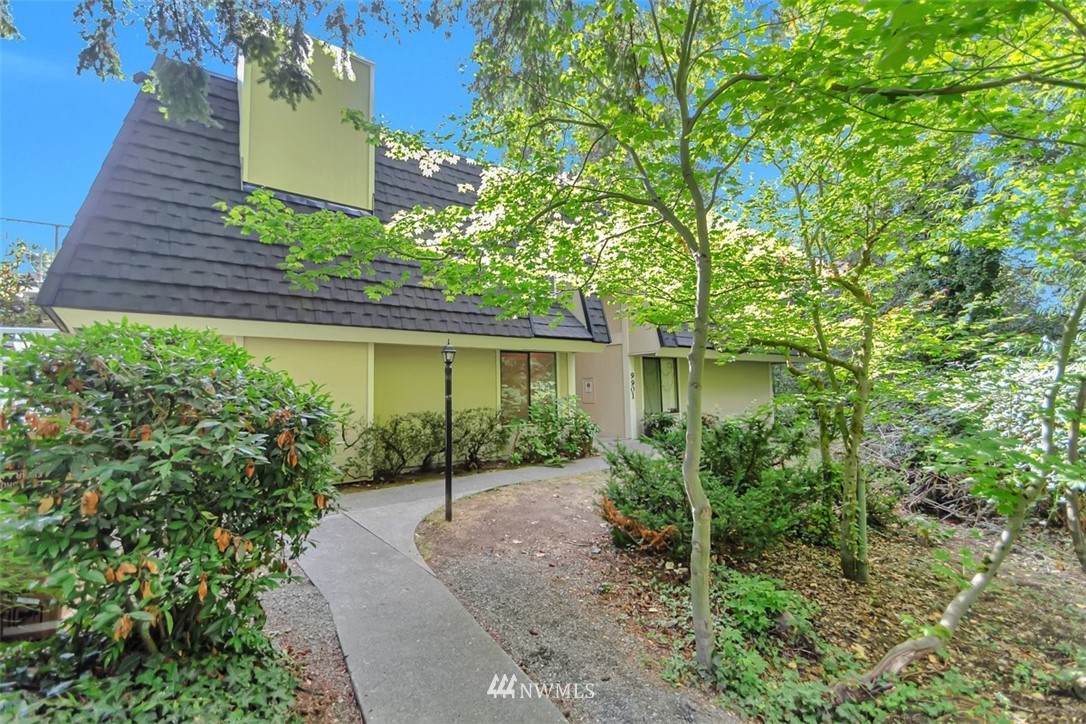 9901 124th Street - Photo 1
