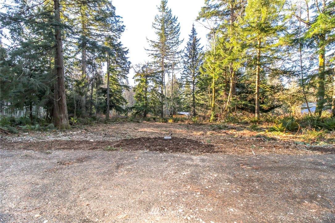 10422 348th Avenue - Photo 1