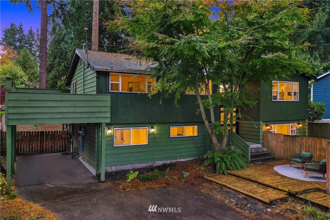 20419 61st Avenue - Photo 1