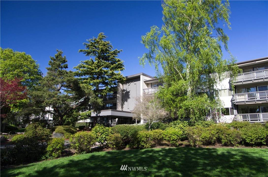 2500 81st Avenue - Photo 1