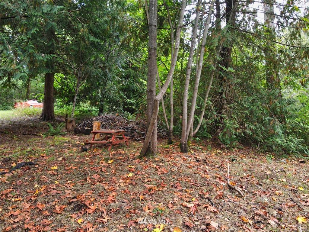 170 Soundview Drive - Photo 1