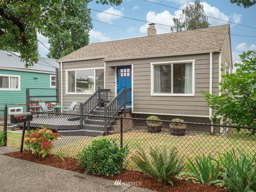 748 Kenyon Street - Photo 1