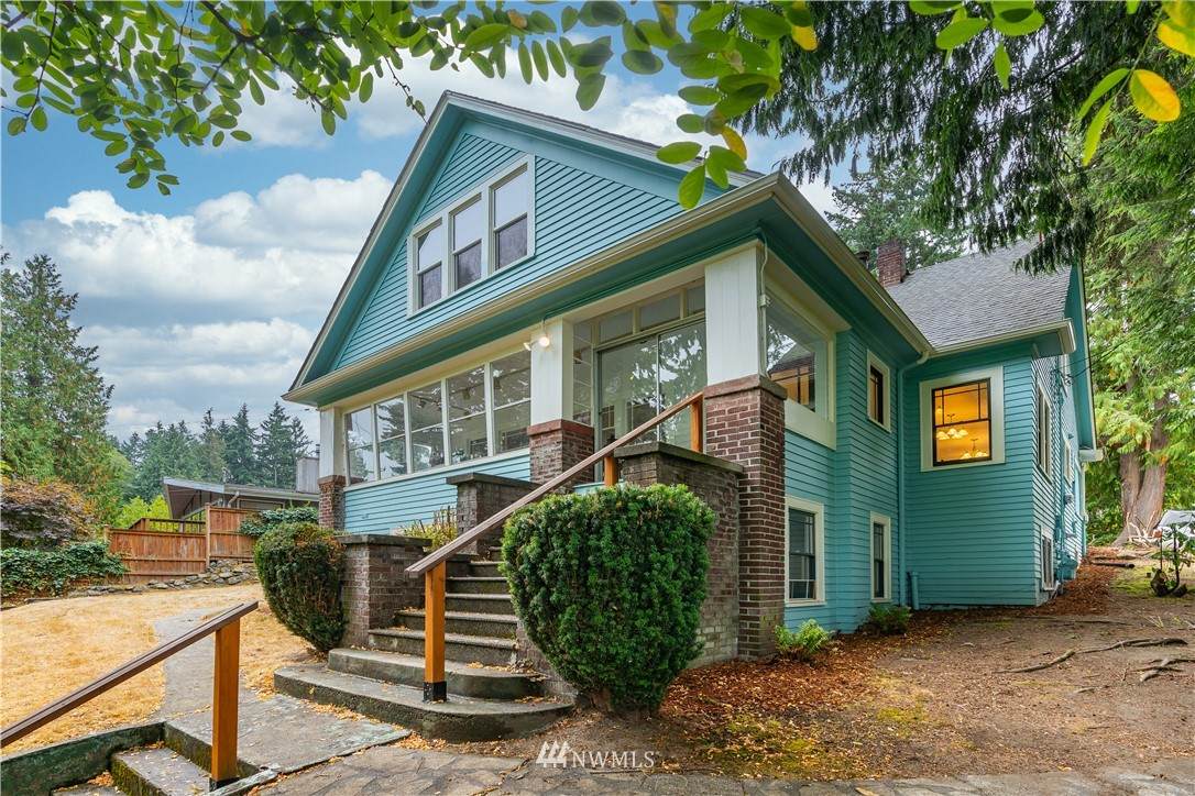 9623 17th Avenue - Photo 1