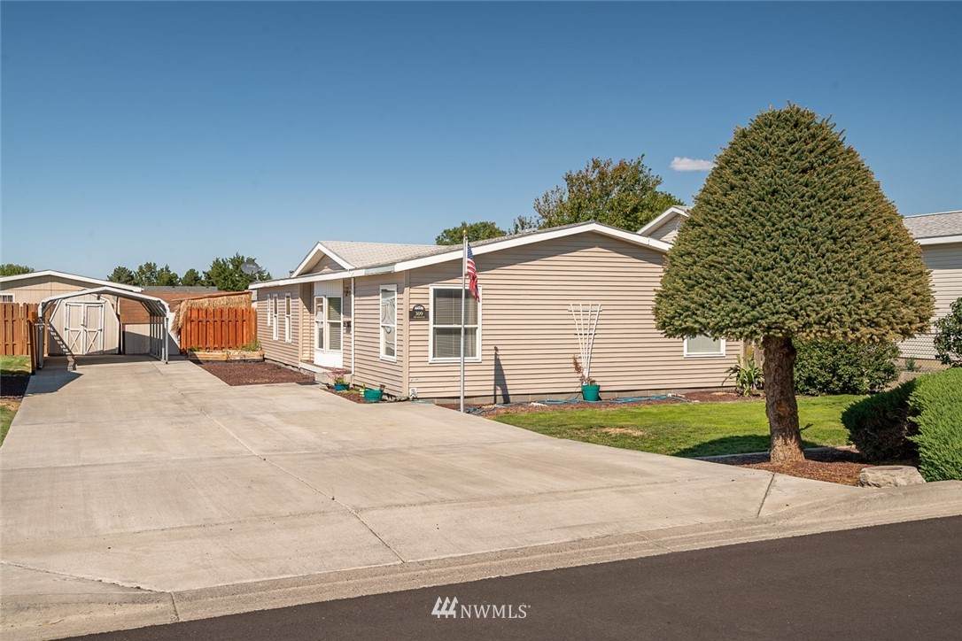 309 5th Avenue - Photo 1