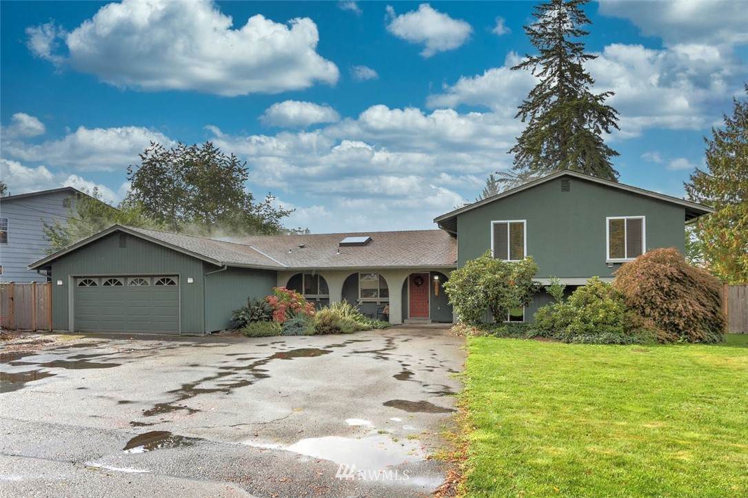 1404 Valley View Drive - Photo 1