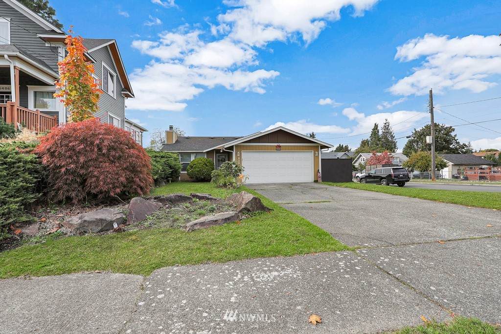 5402 Sheridan Avenue - Photo 1