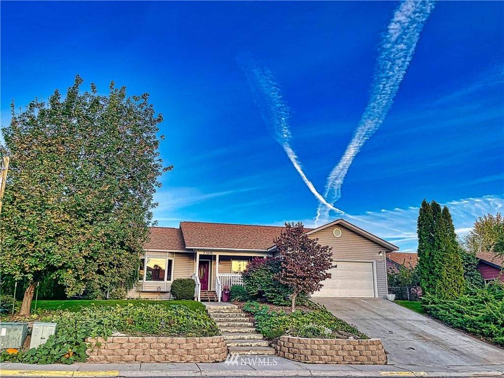 708 Quassia Street - Photo 1