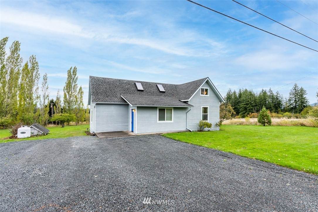 2818 Mount Baker Highway - Photo 1