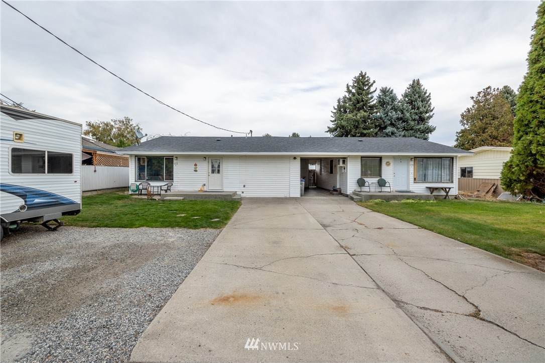 573 Darwood Ave Avenue - Photo 1