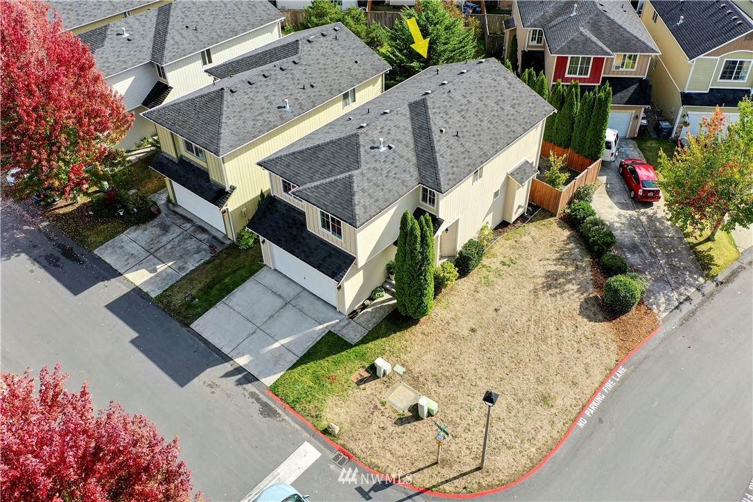 10006 184th Street - Photo 1