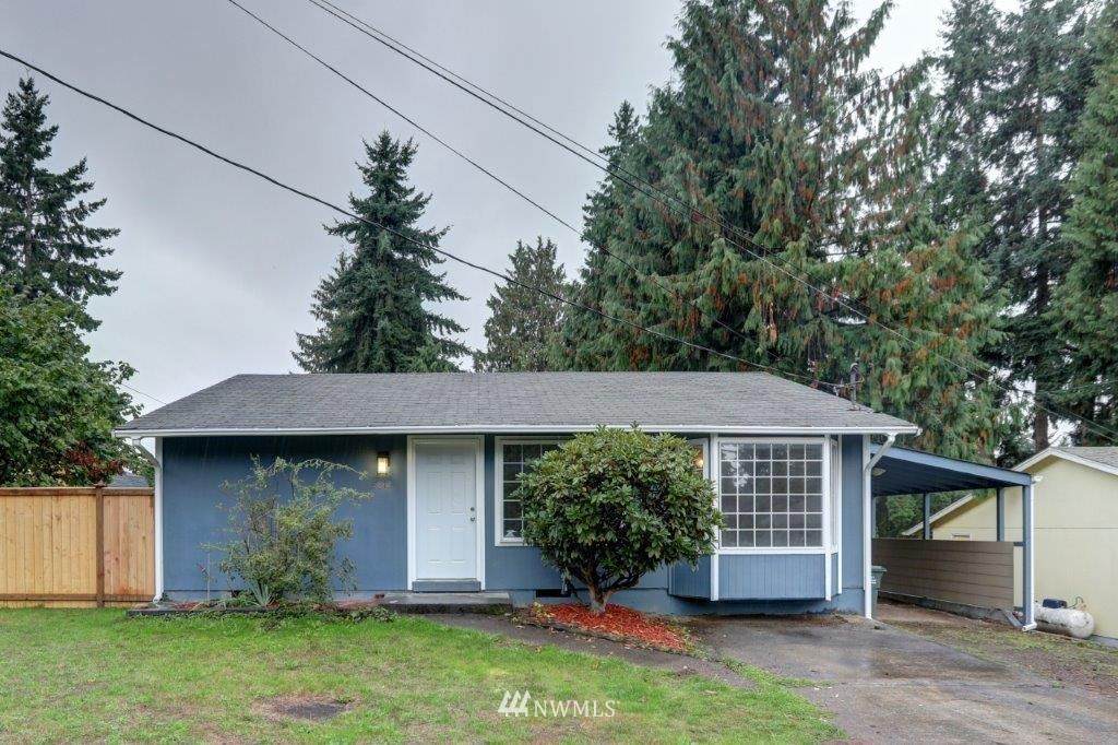 5812 107th Street - Photo 1