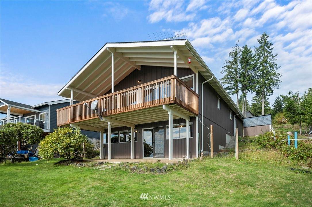 360 Madrona Parkway - Photo 1