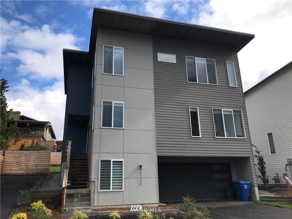 5130 Creston St - Photo 1