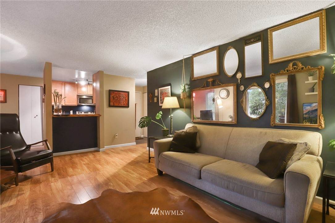 4601 320TH Street - Photo 1