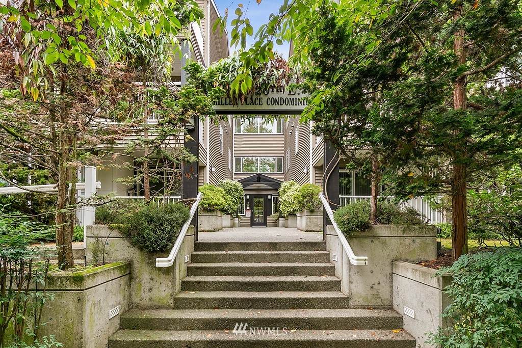 215 20th Avenue - Photo 1