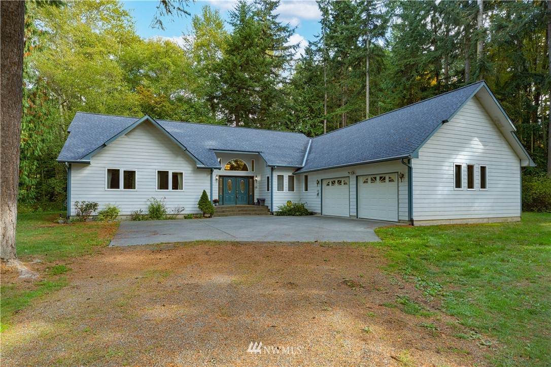 561 Grandview Drive - Photo 1
