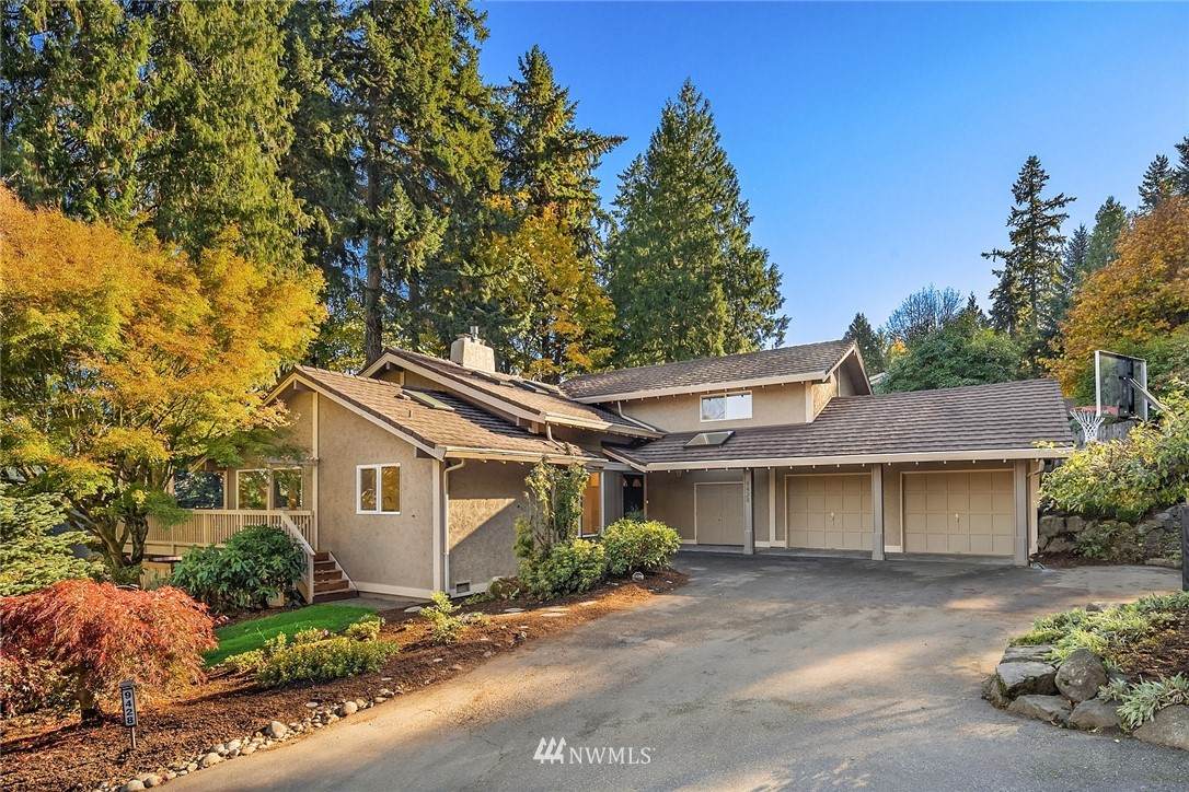 9428 52nd Street - Photo 1