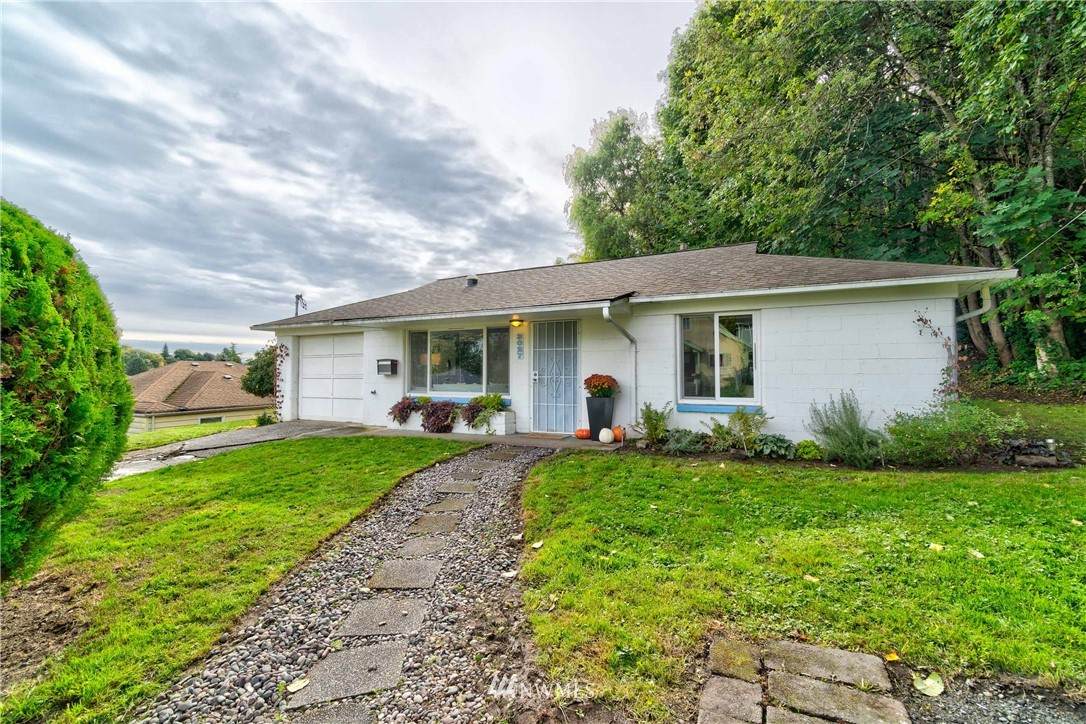 3027 Dawson Street - Photo 1