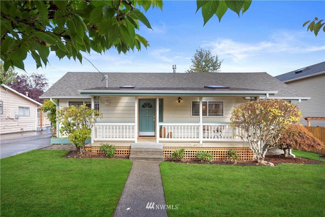 8532 121st Street - Photo 1