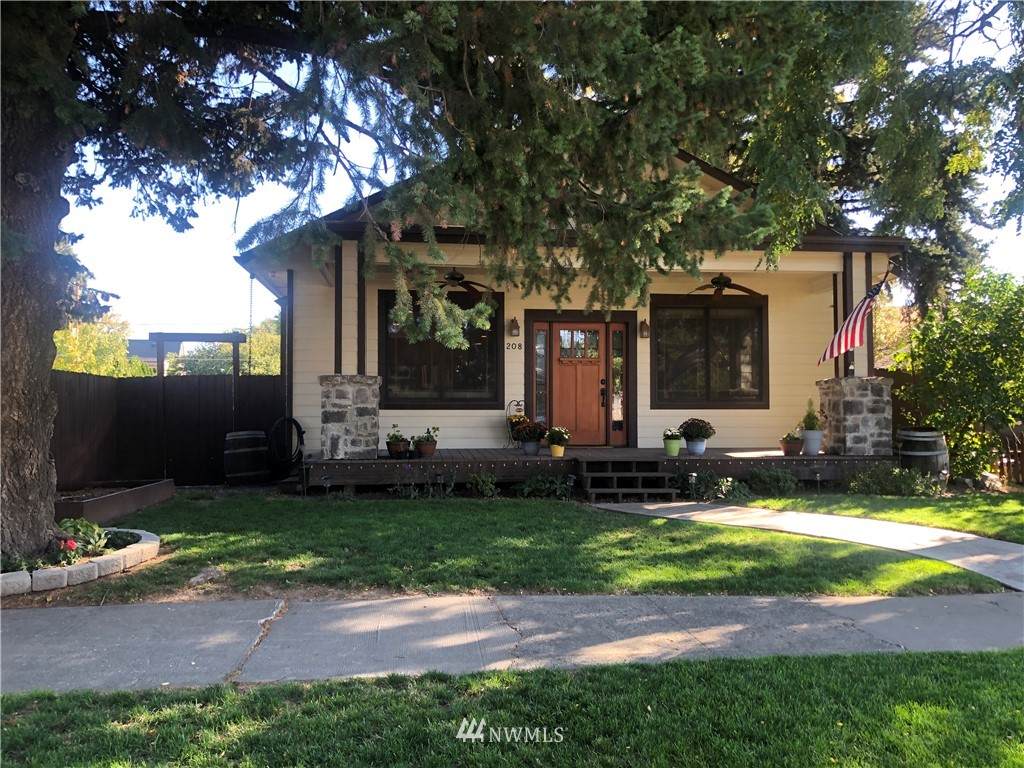 208 Clay Street - Photo 1
