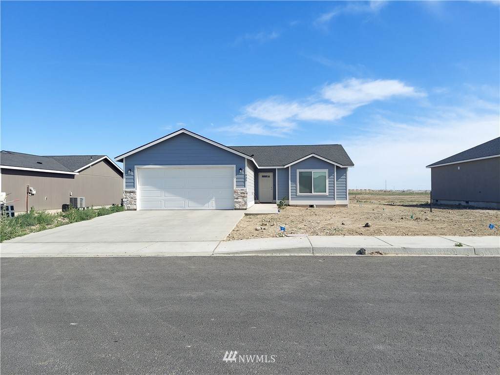 935 Mt Baker Street - Photo 1